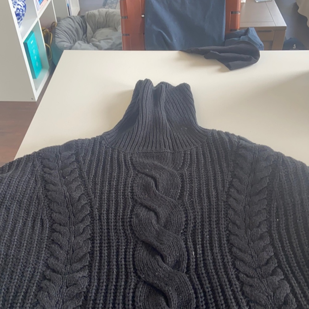 Black oversized knit sweater